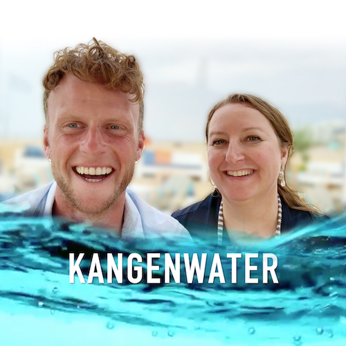 In deze video delen Merlijn Wolsink en ik onze ervaring met Kangenwater.